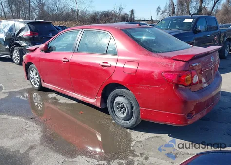2010 Toyota Corolla S z USA, uszkodzony, nr VIN 2T1BU4EE0AC472098